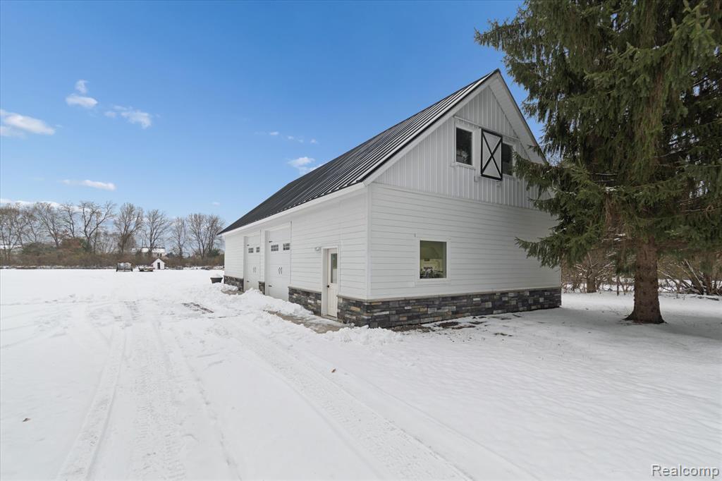 main property photo 57
