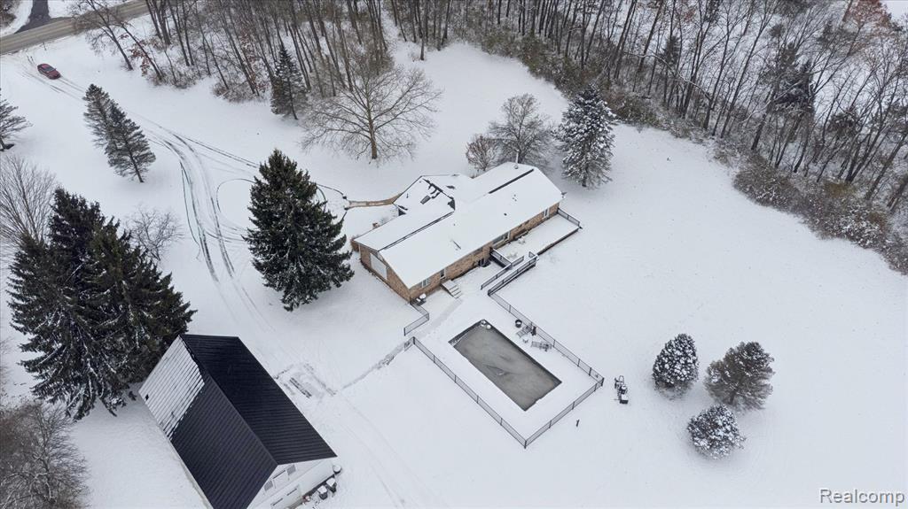 main property photo 66