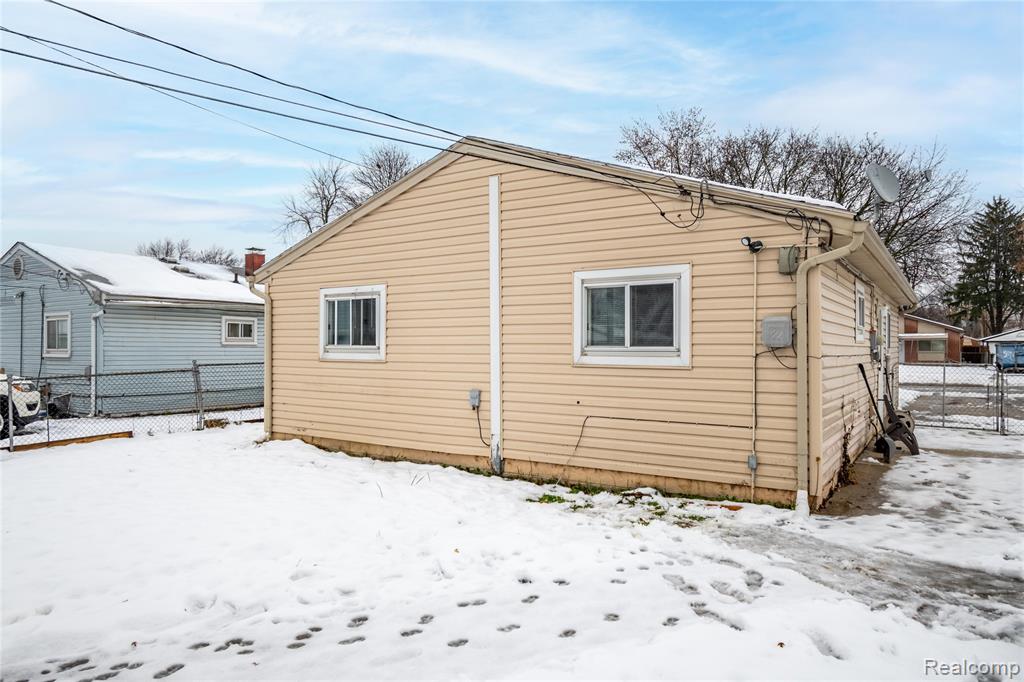 main property photo 21
