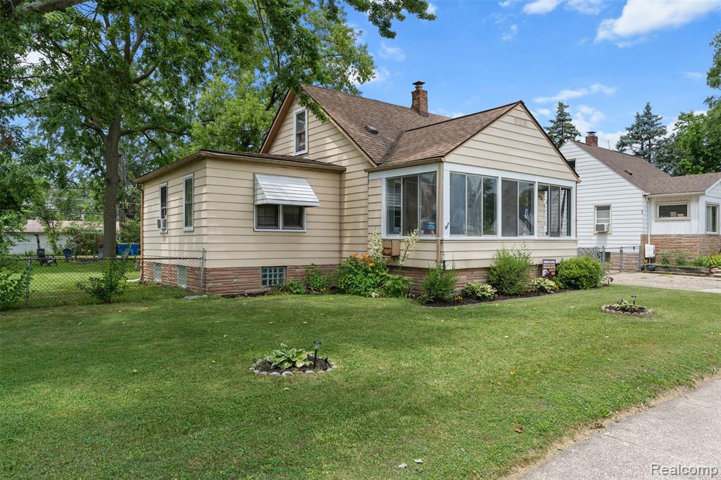 main property photo 1