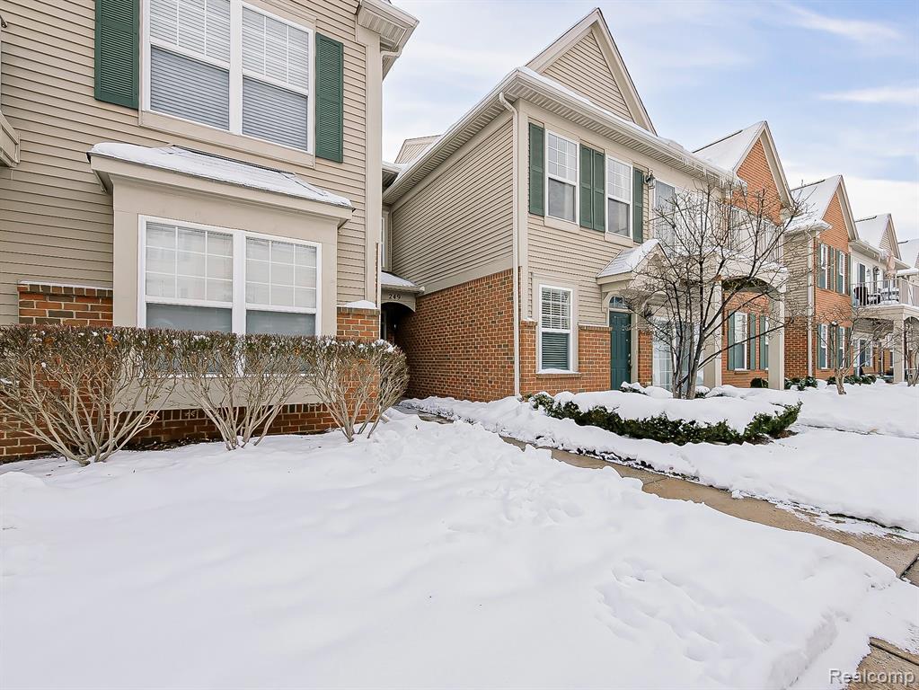 main property photo 29