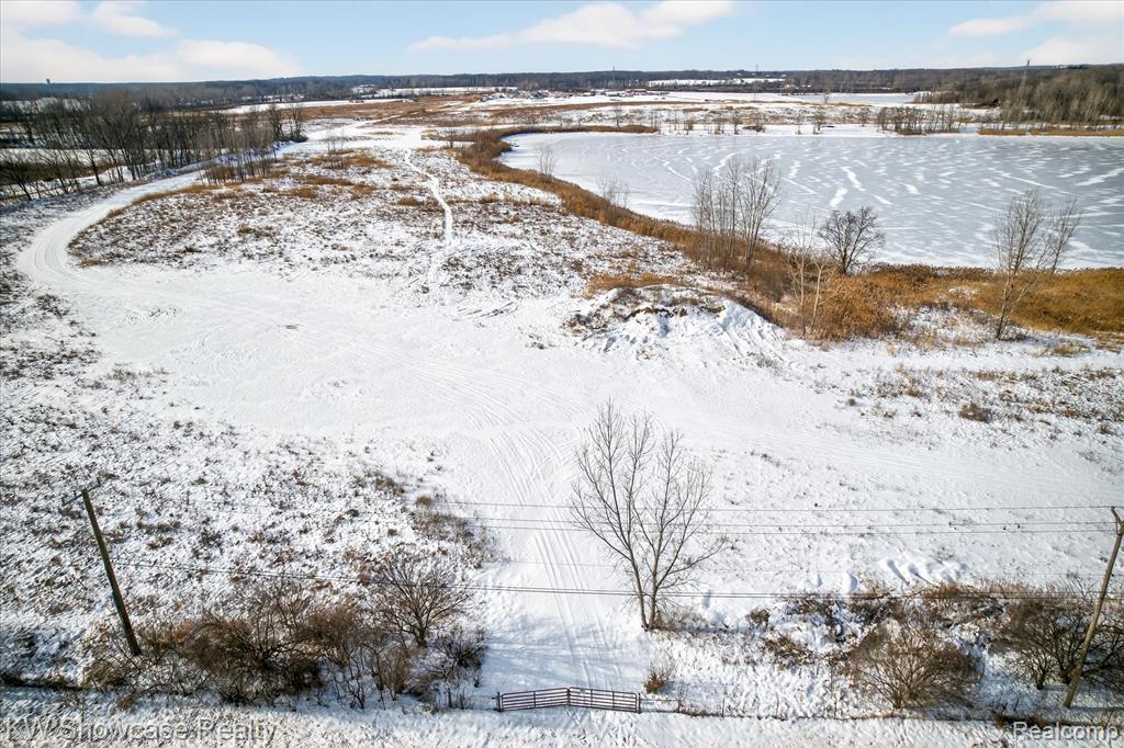 main property photo 0