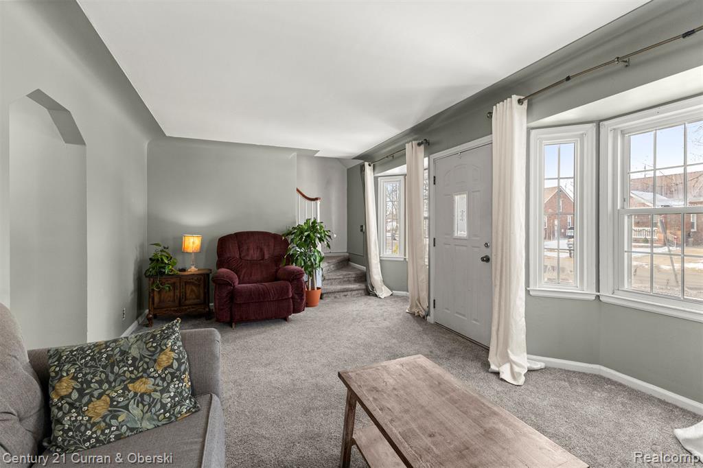 property viewer photo 9
