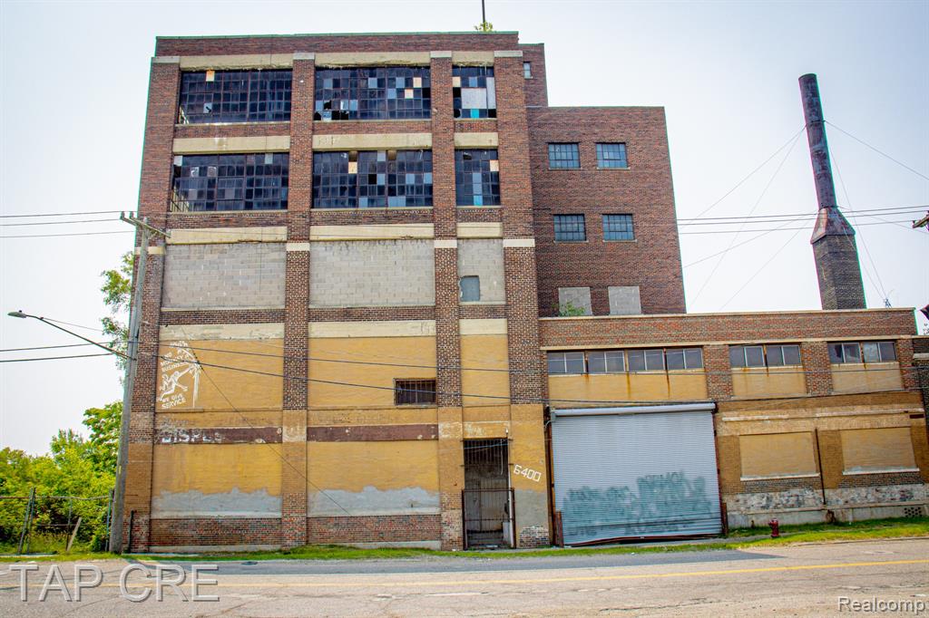 main property photo 4