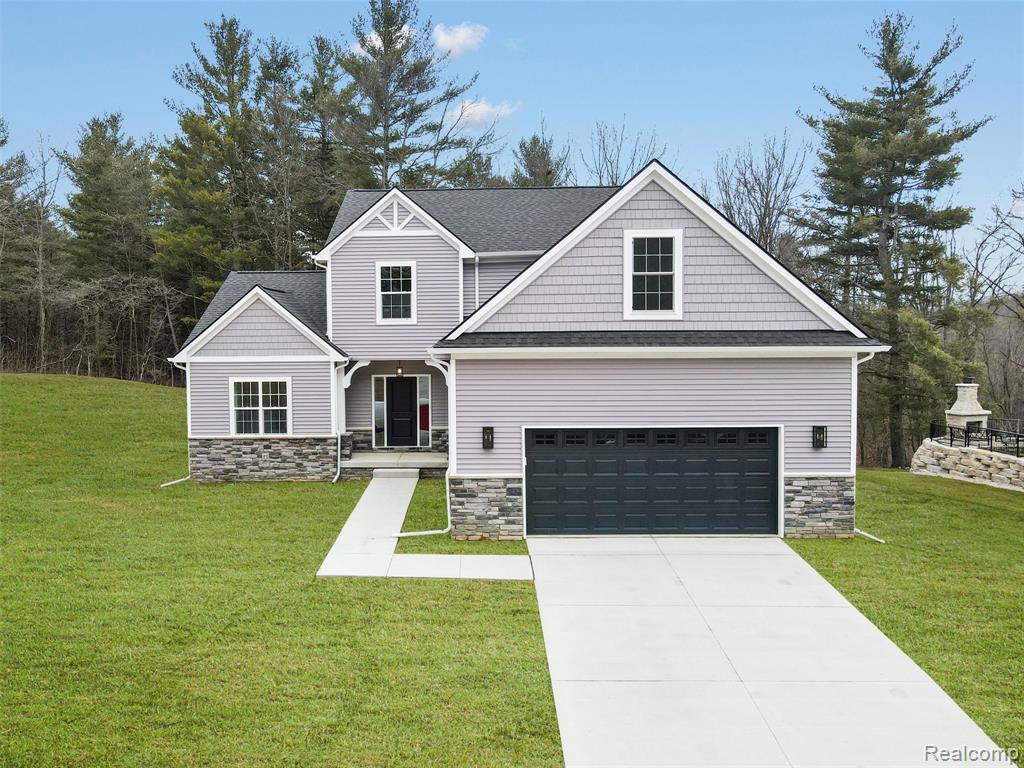 main property photo 0