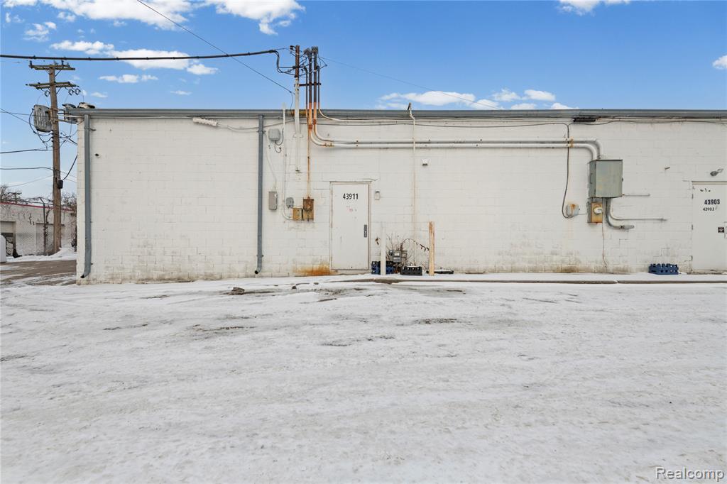 main property photo 27