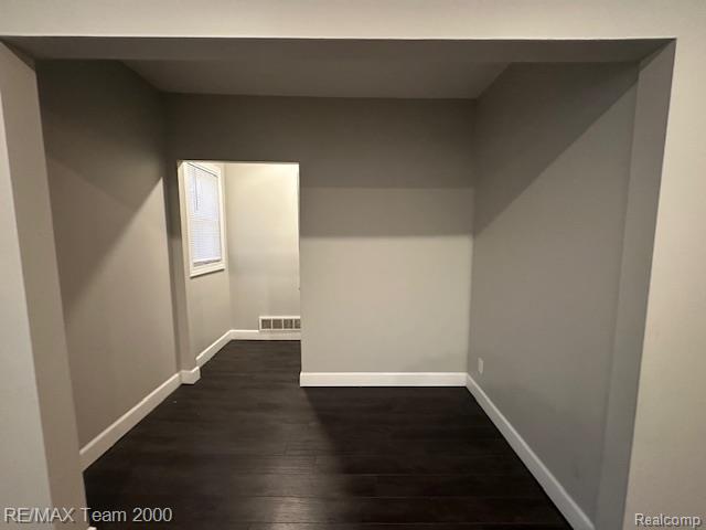 property viewer photo 14