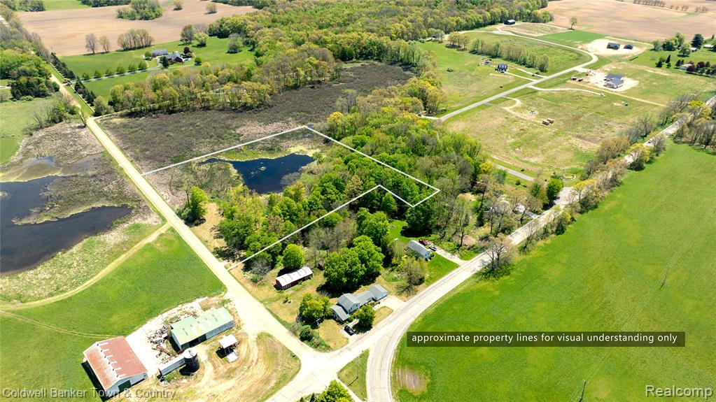 main property photo 20