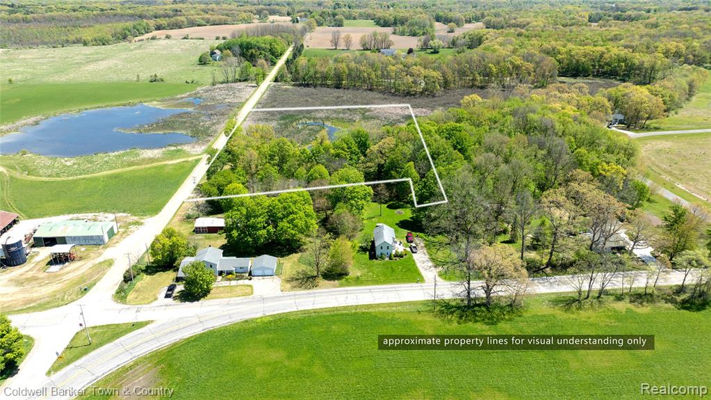 main property photo 6
