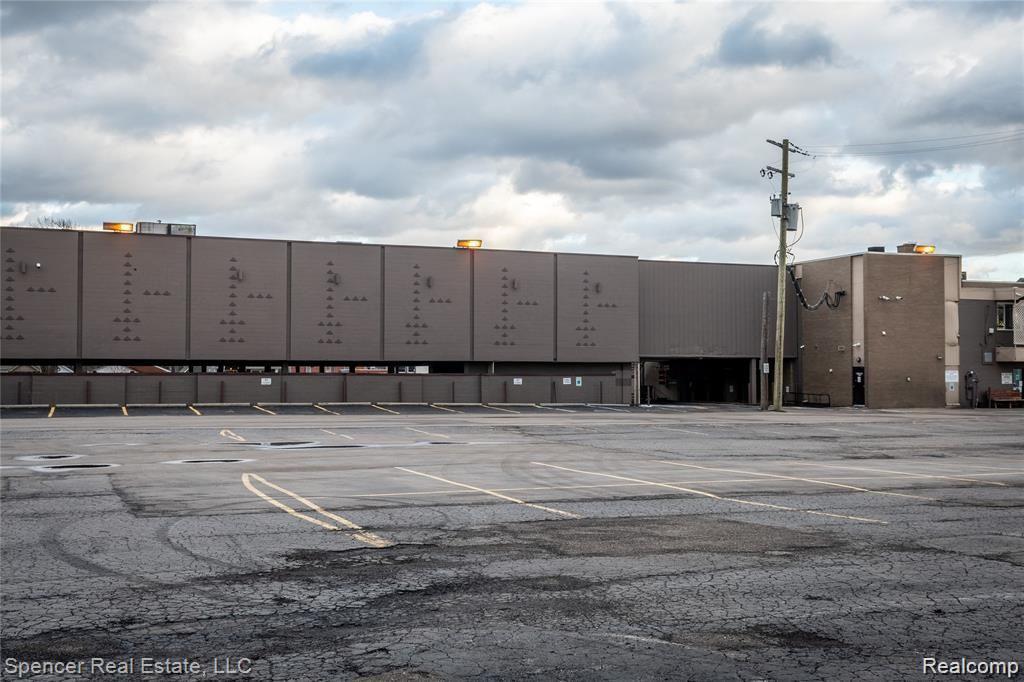 main property photo 19