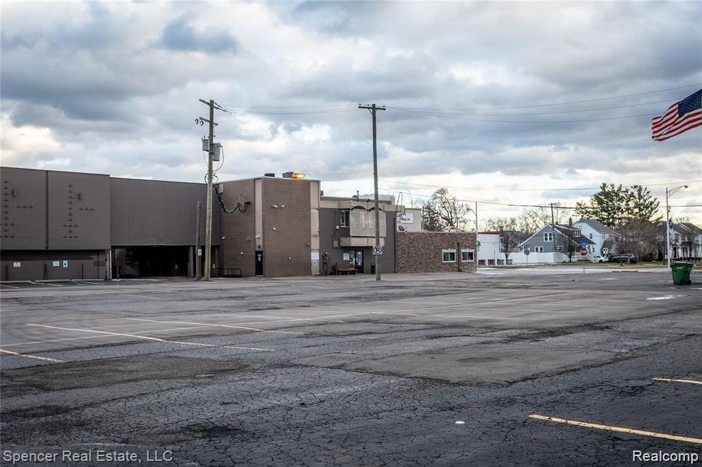 main property photo 20