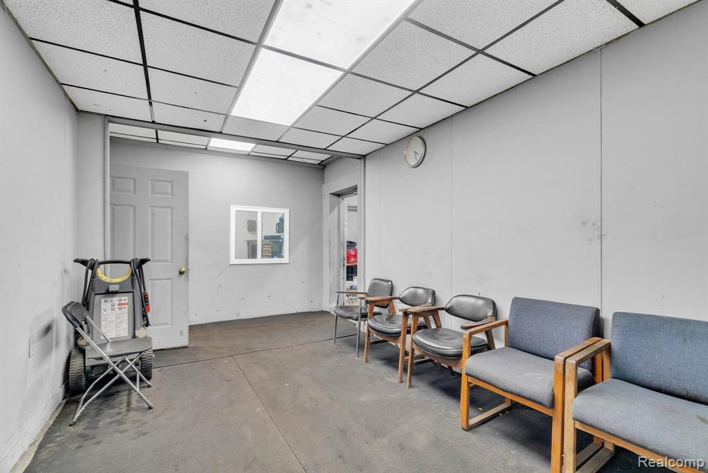 main property photo 46