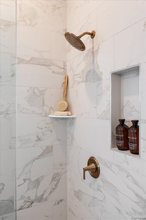 main property photo 80