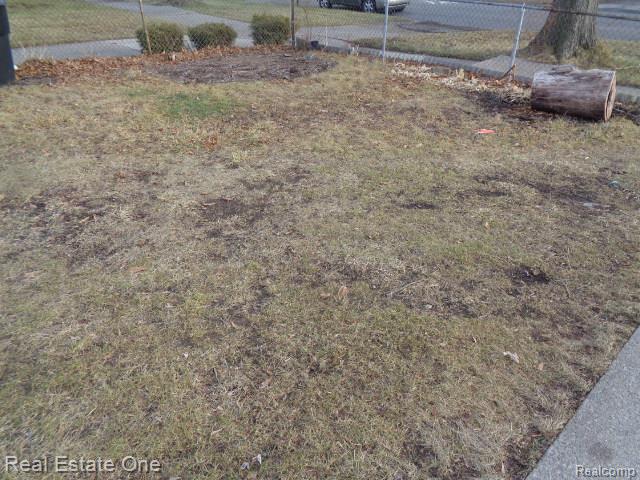 main property photo 22