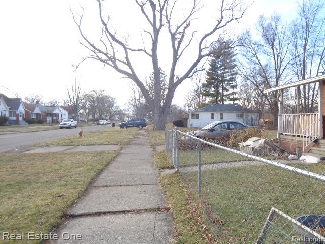 main property photo 23