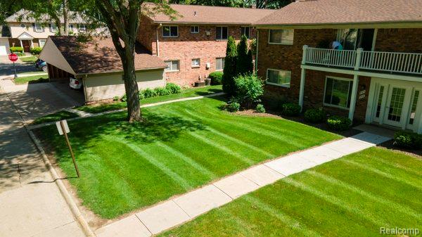 main property photo 24