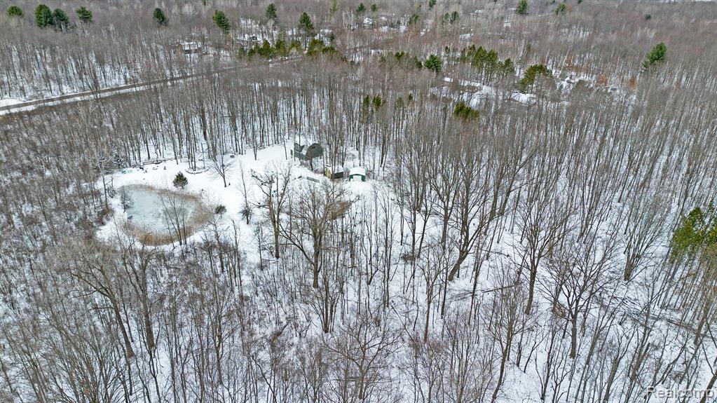 main property photo 17