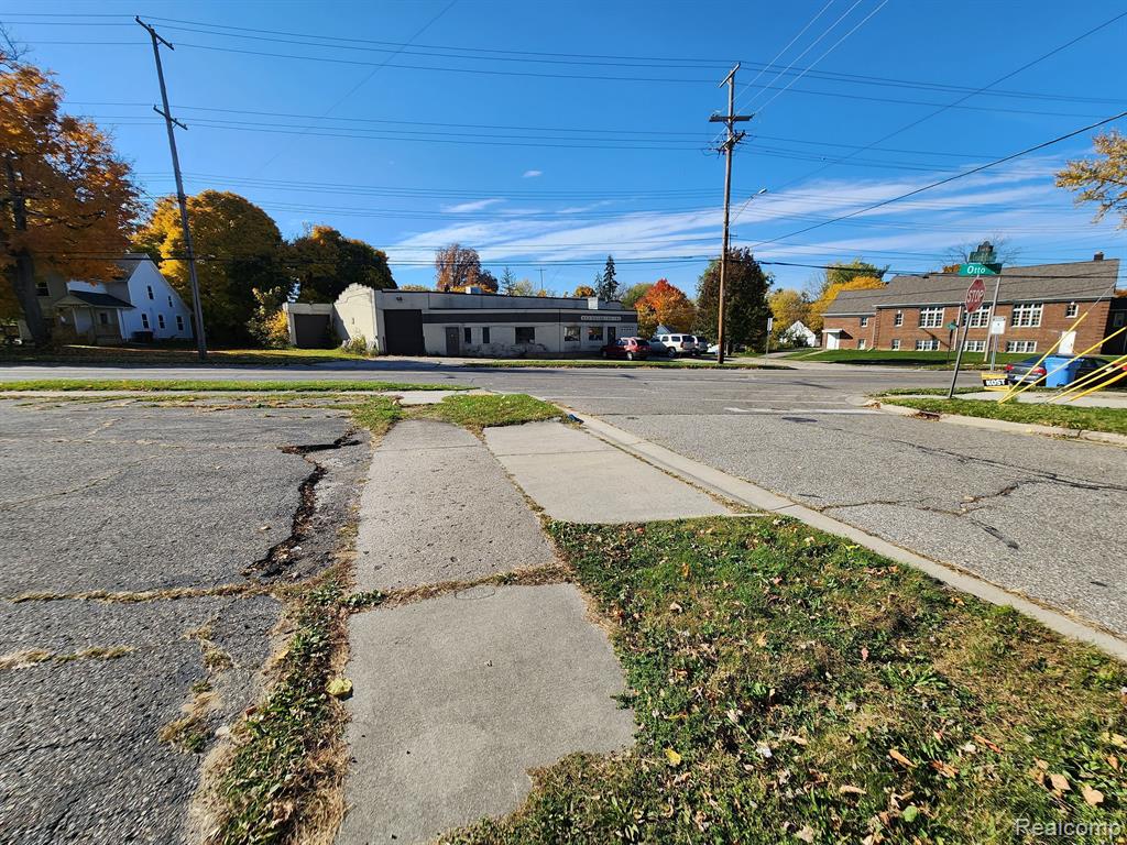 main property photo 3