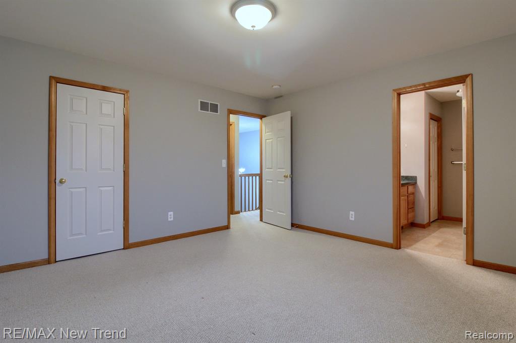 property viewer photo 22