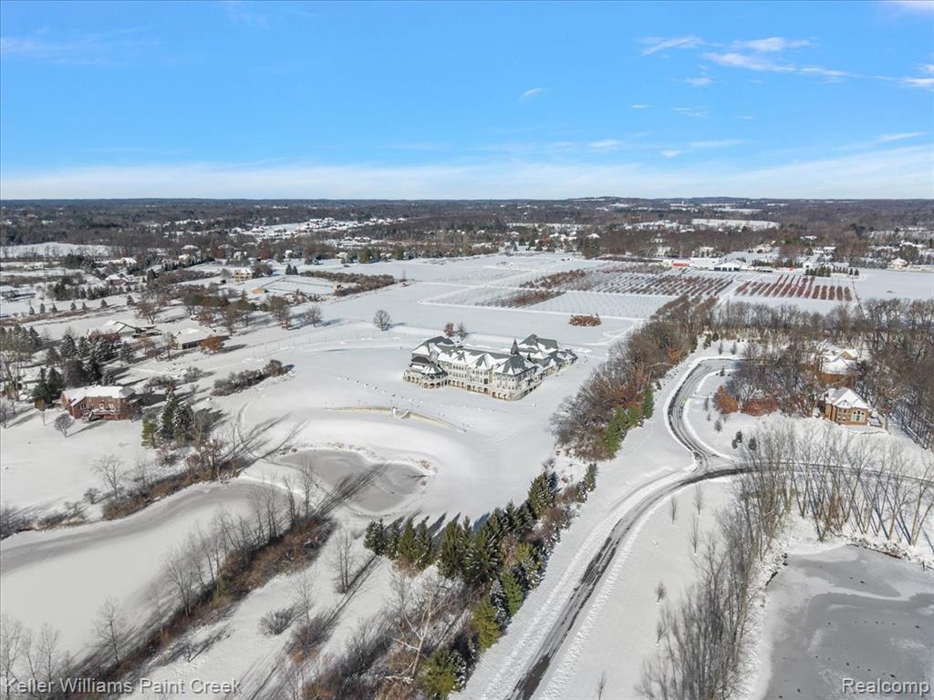 main property photo 89