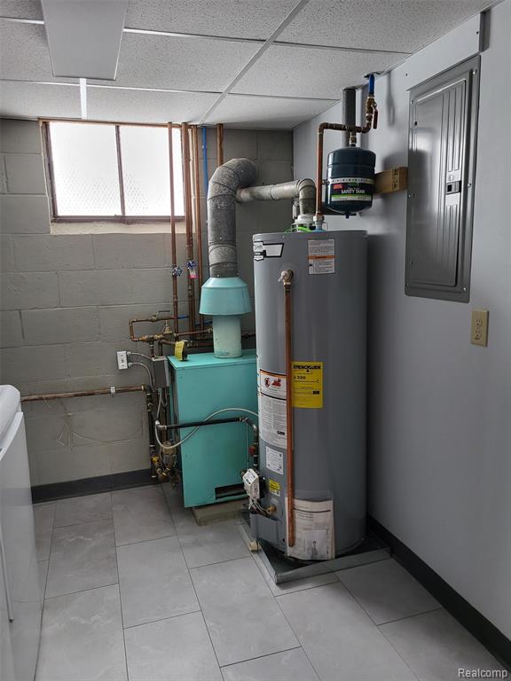 main property photo 12