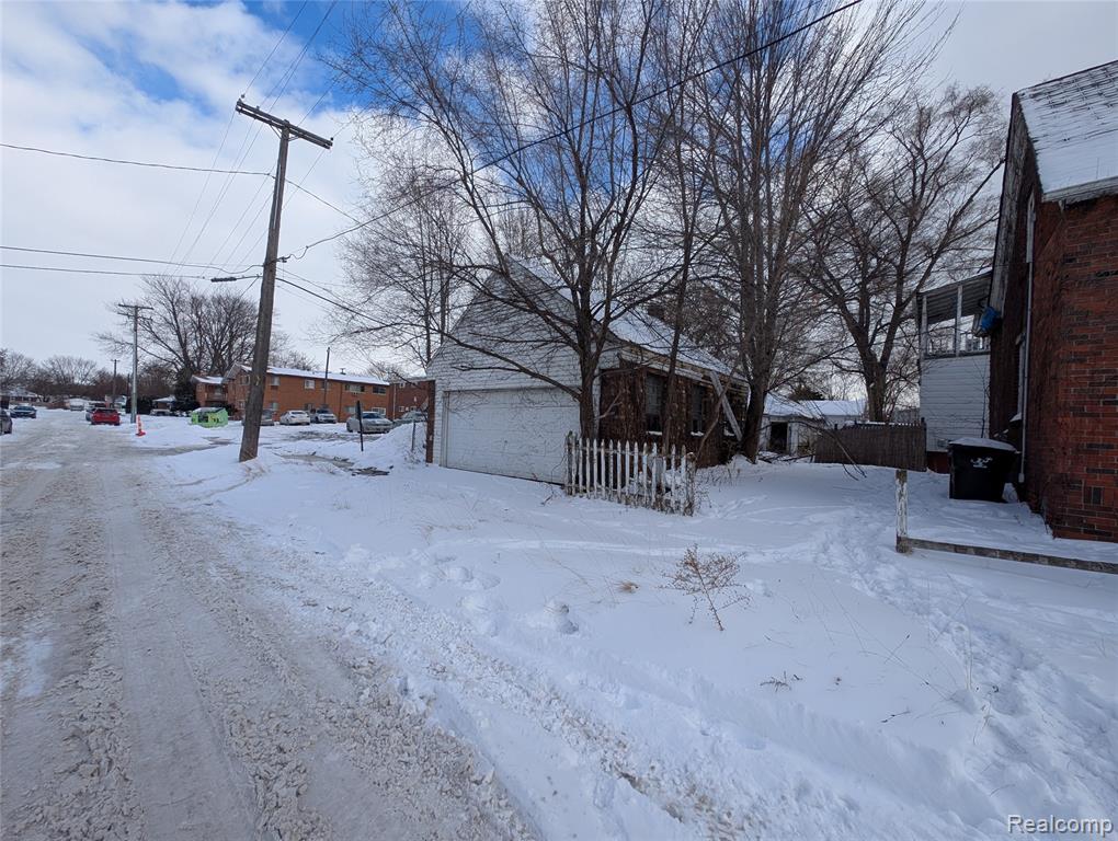 main property photo 4