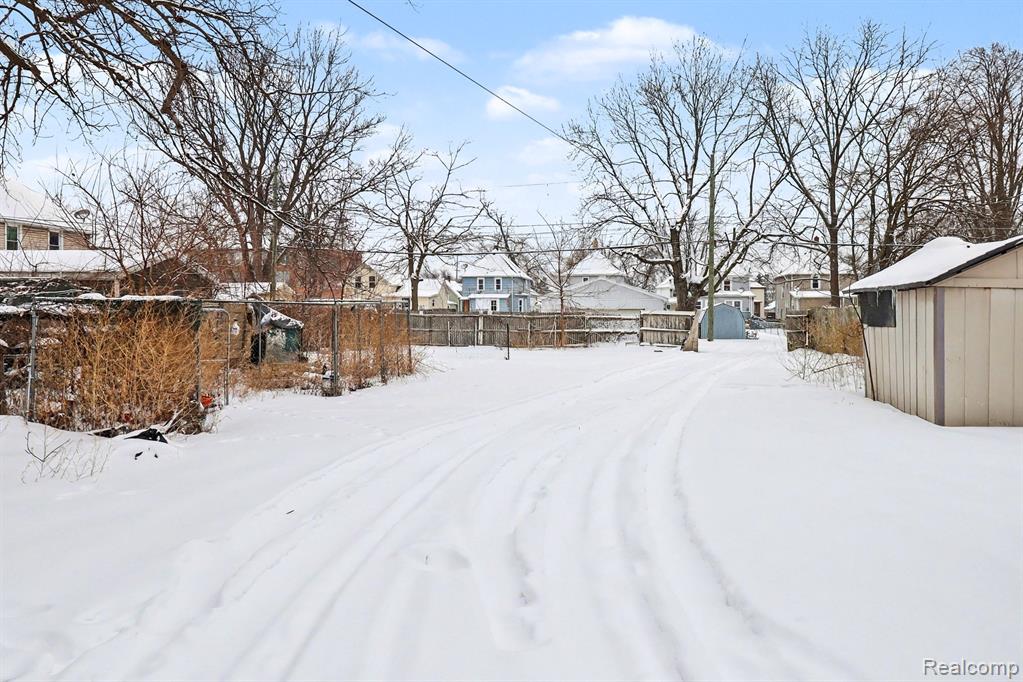 main property photo 21