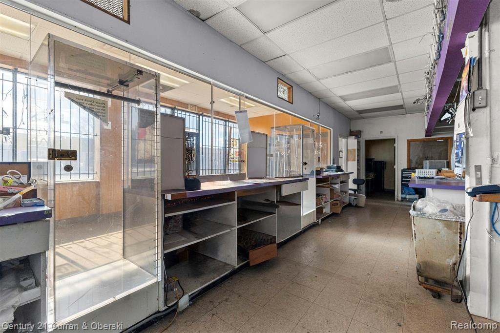main property photo 37