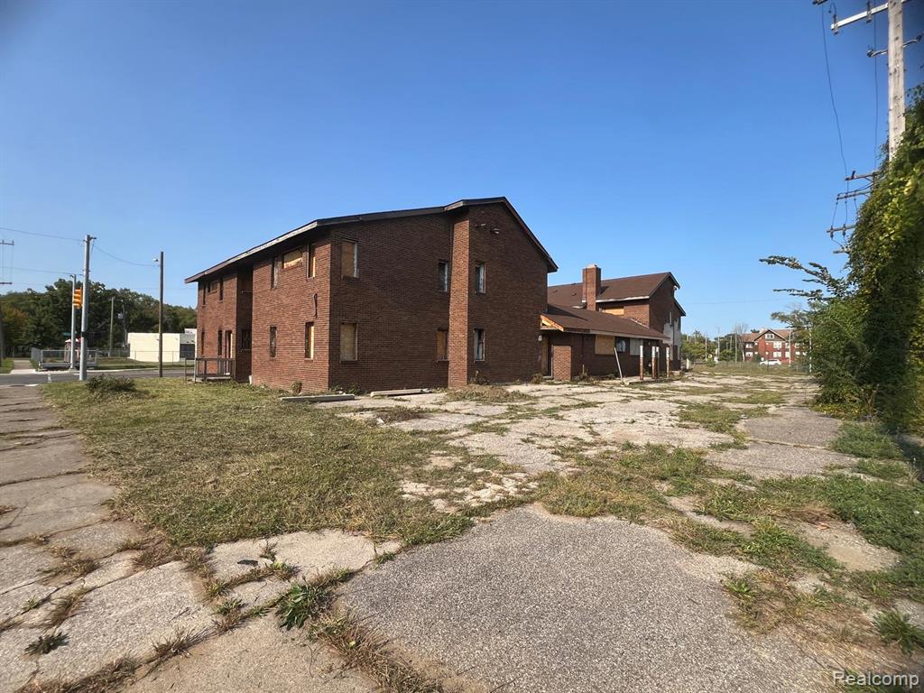 main property photo 3