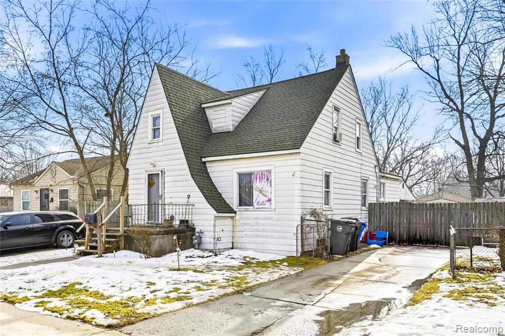 main property photo 15
