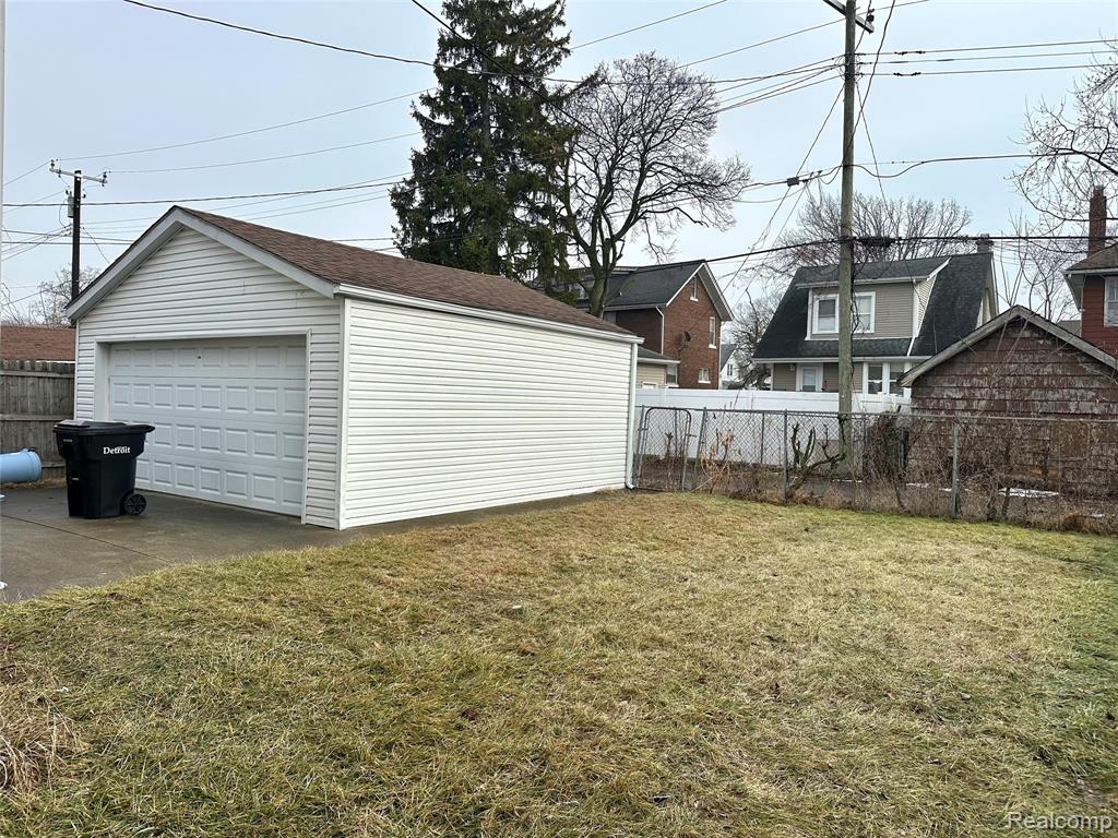 main property photo 21