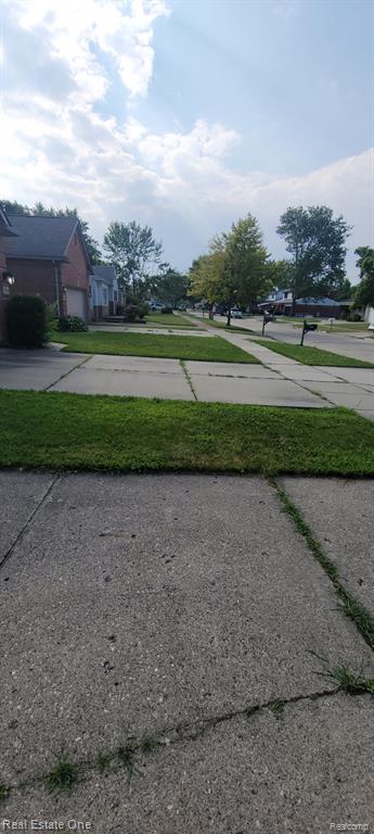 main property photo 29
