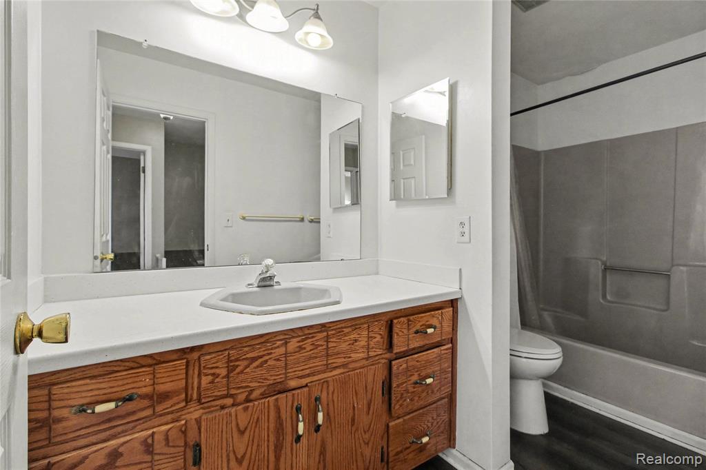 property viewer photo 10