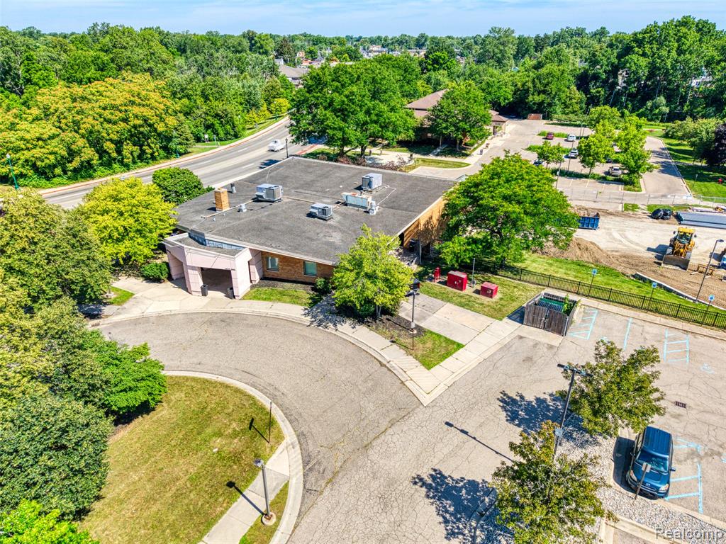main property photo 42