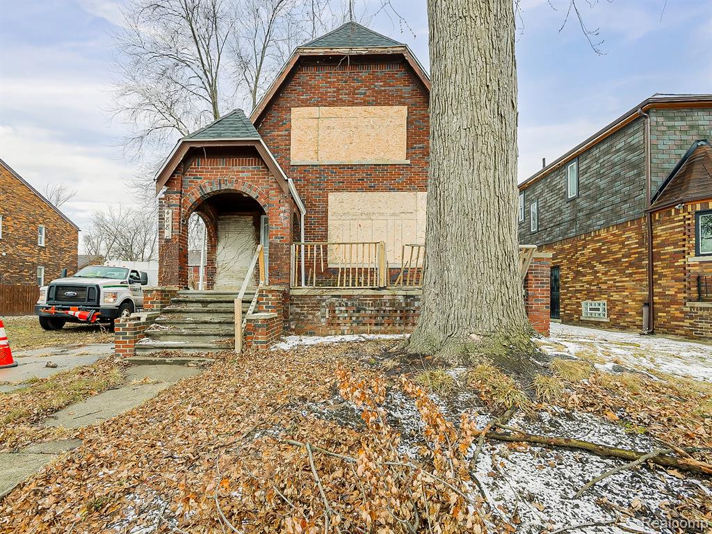 main property photo 18