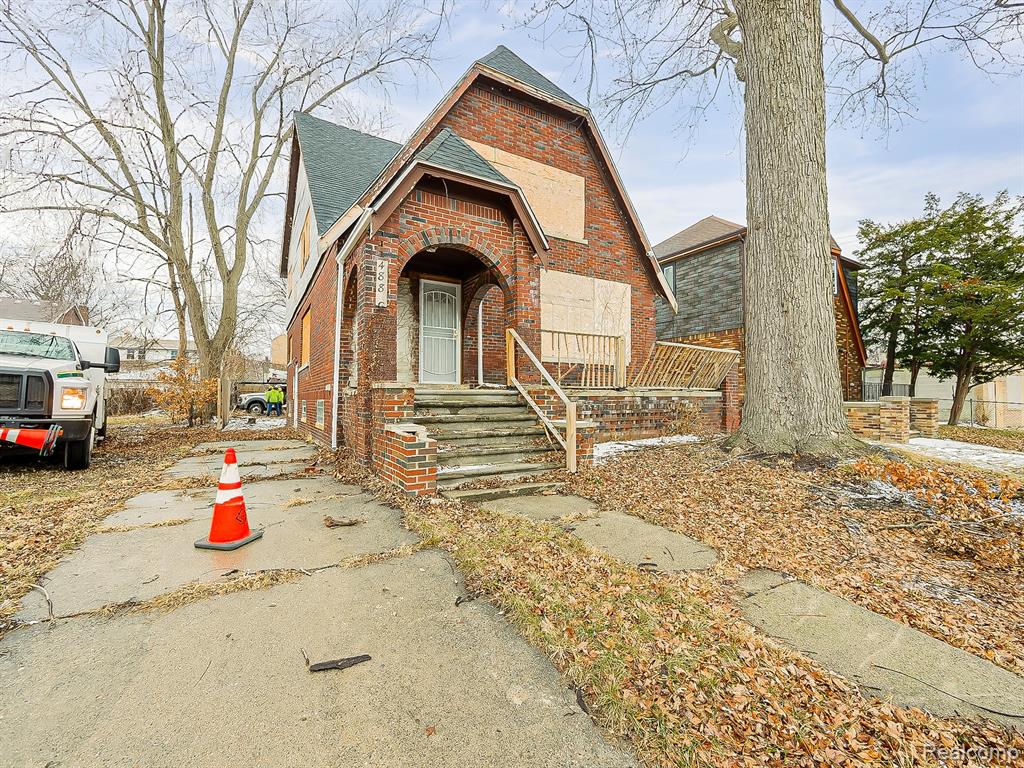 main property photo 19