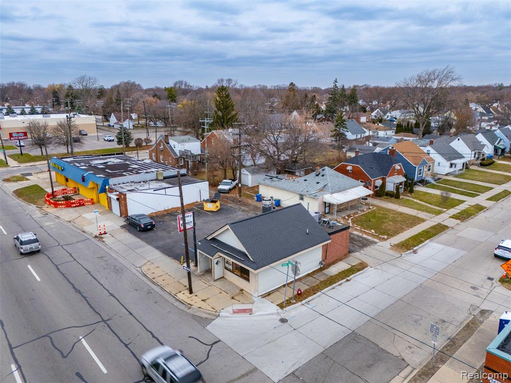 main property photo 15