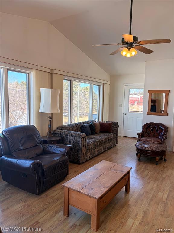 main property photo 18