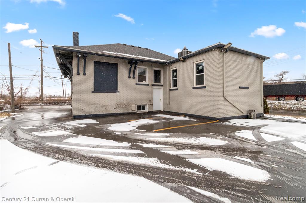 main property photo 26