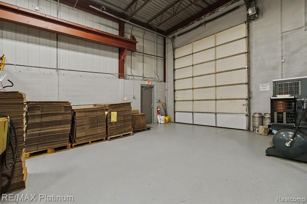 main property photo 18