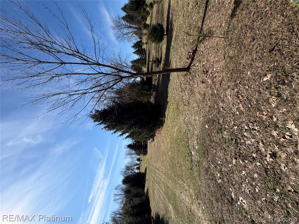 main property photo 24