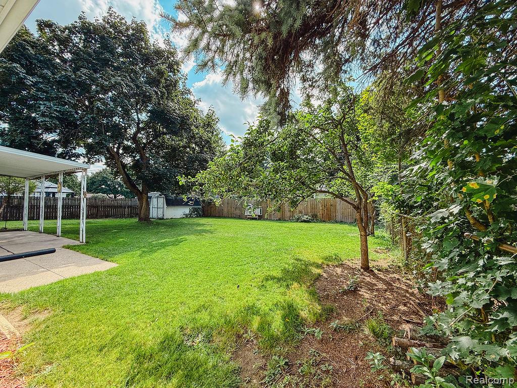main property photo 21