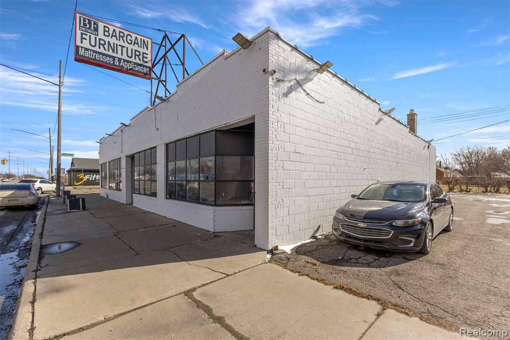 main property photo 4