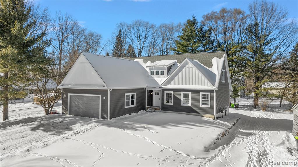 main property photo 0