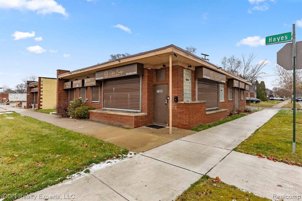 main property photo 53