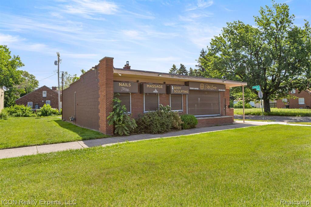 main property photo 68