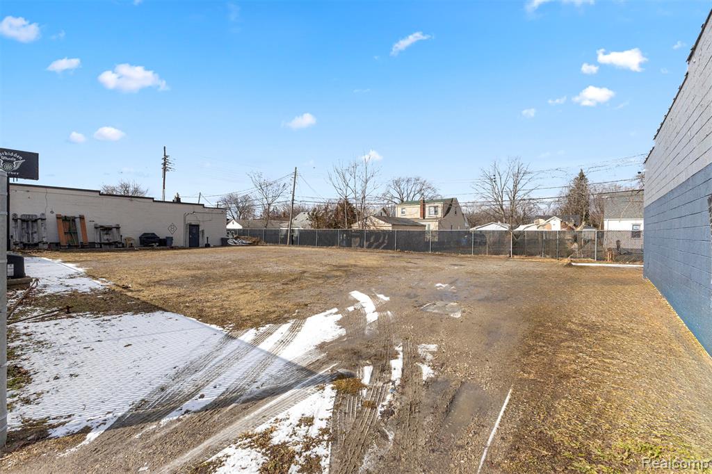 main property photo 54