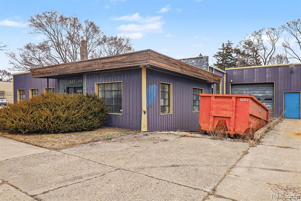 main property photo 2