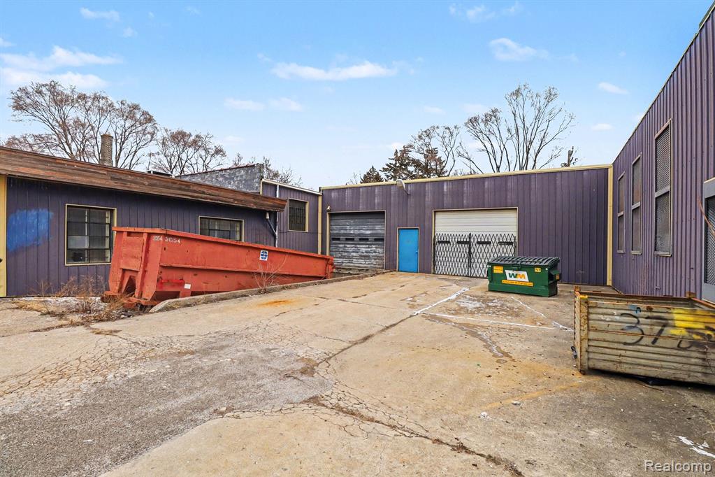 main property photo 3