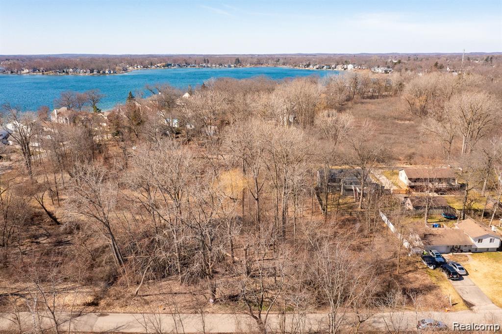 main property photo 0